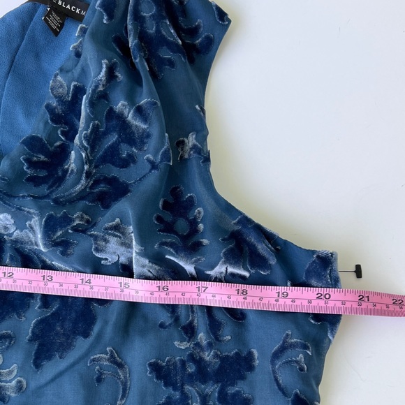 NWOT White House Black Market Salma Velvet Burnout Shell M Petite Size Sold Out - Picture 11 of 15